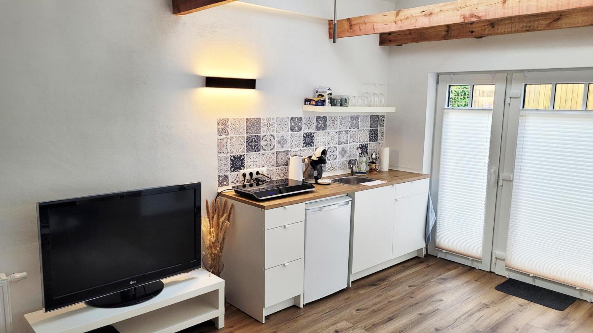 Modernes 1-Zimmer-Apartment Mit Galerie-Schlafkoje Im Skandinavischen Stil Ostenfeld  Buitenkant foto